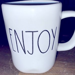 🤩ENJOY RAE DUNN MUG😍